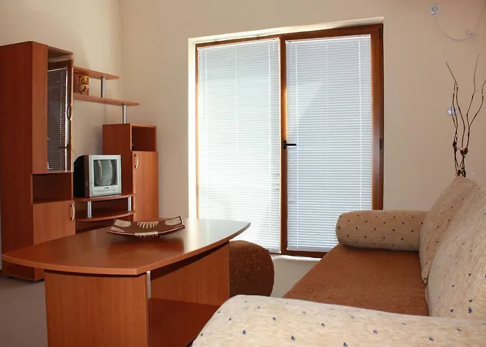 Milan 2* Πριμόρσκο